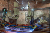 <center>Le musée Lapérouse.</center>CARACTERISTIQUES DU MODELE :
Echelle : 1/40
Longueur à la flottaison : 1,07 m
Longueur hors tout : 1,54 m
Largeur au maître couple : 0,23 m
Grand’vergue (sans les bout dehors) : 0,48 m
Hauteur de la quille à la pomme du grand mât : 1,24 m