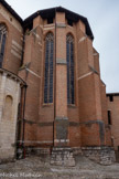 <center>Albi</center>Collégiale Saint-Salvi. 1444, une chapelle à saint Augustin est construite sur le mur est de la tour sud. Elle utilise la brique et se compose d'une travée et d'une abside à cinq pans refaite en briques.