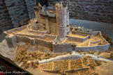 <center>Najac : Forteresse Royale. </center>Maquette de la forteresse en 1253.