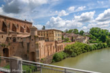 <center>Gaillac</center>Vue de l'abbaye