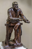 <center>Musée Jean Jaurès</center>Jaurès orateur.
P. DUCUING.
Bronze - Fonte à la cire perdue.