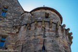 <center>Saint-Côme-d’Olt. </center>Le château des Castelnau de Bretenou. Une desarchères à étriers.