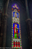 <center>La cathédrale Sainte-Marie</center>Chapelle du sacré Coeur. Saint Jean. 
Les vitraux du bas sont du XIXe et les couleurs sont plus simples : rouge, vert, bleu, jaune. Saint Jean.