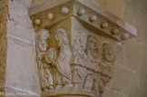 <center>Lescar</center>La cathédrale Notre-Dame. Présentation de la tête de Jean Baptiste à Hérodiade, la mère de Salomé.