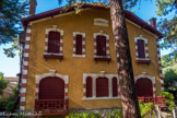 <center>Arcachon, quartier Pyla, ville de Printemps</center>Villa Bagatelle.