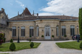 Saint-Emilion. <br> L'hôtel de ville (XVIIIe siècle).