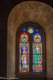 Le phare de Cordouan.<br> LA CHAPELLE ROYALE. Les vitraux, réalisés par le maître verrier Lobin, n’apparaissent qu’en 1855. Ils ont été restaurés en 1946. Sainte Anne et saint Michel.
