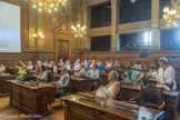 <center>L'hôtel de ville</center>La salle du conseil municipal.