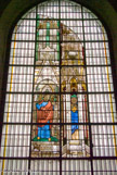 <center>Vitraux du début du XV, provenant de la Sainte-Chapelle de l'ancien palais ducal. </center> Saint Pierre et un prophète.