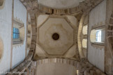<center>Cluny.</center> Le grand transept de la Maior Ecclesia. La haute coupole sur trompe qui supporte le clocher de l’Eau Bénite.