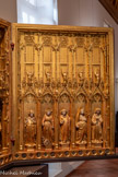 <center>Le musée des Beaux-Arts de Dijon</center>RETABLE DES SAINTS ET MARTYRS. Volet de droite : saint Augustin avec le coeur enflammé, sainte Marthe, saint Vincent avec une grappe de raisi, sainte martyre, saint diacre