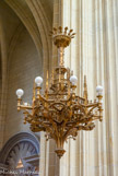 <center>La Cathédrale Saint-Pierre Saint-Paul. </center> Les lustres de la Nef sont réalisés vers (1870) par François Evellin.