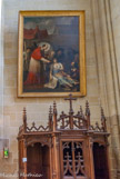 <center>La Cathédrale Saint-Pierre Saint-Paul. </center>Confessionnal de style néogothique, 2e moitié 19e siècle et un tableau de « St Charles Borromée donnant la communion aux pestiférés ».