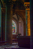 <center>Notre-Dame-la-Grande. </center> Le choeur est entouré d'un déambulatoire et d'absidioles éclairées par des verrières du XIX.