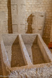 <center> Le Baptistère Saint Jean. </center> Des sarcophages du haut Moyen Age proviennent de Poitiers et de sa région.