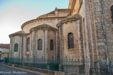 <center>Saint-Hilaire-le-Grand. </center> A l’extérieur, le choeur se distingue par ses quatre petites chapelles rayonnantes engagées dans le mur circulaire du déambulatoire et par son riche décor sculpté.