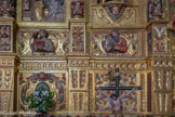 <center>Retable de Baixas.</center>Saint Luc et le taureau, saint Matthieu et l'homme.