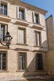 Hôtel de Lunas. La grande maison. En 1707, Henry de Bosc (1684-1753), conseiller à la cour des comptes, aides et finances de Montpellier achète l'hôtel de la Valfère qui est renommé hôtel de Bosc.