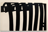 <center>Peinture 202 x 327 cm, 17 janvier 1970</center>Huile sur toile Rodez, musée Soulages. <br> À partir de la fin des années 1960, Soulages entreprend une série de toiles de grands formats en longueur dans lesquelles viennent se côtoyer le noir et le blanc, sous la forme de boucles et jambages. Sur une surface entièrement blanche émerge une écriture noire, composée de larges bandes faites à la spatule, dont le rythme répétitif est interrompu par le bord de la toile. Dans un rapport entre fond et forme, les deux couleurs s’exaltent mutuellement, héritage de sa grande observation des techniques des calligraphies