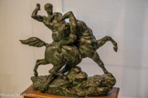 <center>Thésée combattant le centaure Biénor.</center>Barye, Antoine Louis 
Paris, 1796 - Paris, 1875

1874 (1ère édition 1850)
Bronze