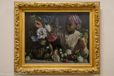 <center>Jeune femme aux pivoines [dit précédemment Négresse aux pivoines]</center>Bazille, Frédéric
Montpellier, 1841 - Beaune-la-Rolande, 1870
 1870
Huile sur toile.
Au genre traditionnel de la nature morte aux fleurs, Frédéric Bazille associe le portrait d'une jeune femme en costume et originaire des Antilles françaises.
L'éclat des fleurs exalte la sensualité de la femme, faisant écho à l'Olympia de Manet (Paris, musée d'Orsay).