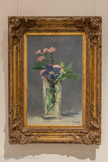 <center>Œillets et clématite dans un vase de cristal</center>Manet, Edouard
Paris, 1832 - Paris, 1883
 1802
Huile sur toile