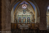 <center>L'abbaye Sainte-Marie-d'Arles-sur-Tech </center>La chapelle St Joseph : Retable du XVIIIe siècle, dans la niche centrale St Joseph entouré de St Côme et St Damien, les deux Saints guérisseurs souvent présents dans nos églises, à mettre en relation avec la fréquence des épidémies. St Georges terrassant le dragon occupe la niche du couronnement. La dévotion à St Georges est assez rare au XVIIIe siècle alors qu'à l'époque médiévales elle est plus fréquente, le St guerrier étant le protecteur des chevaliers. Il est aussi le Saint Patron de la Catalogne.