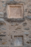 <center>L'abbaye Sainte-Marie-d'Arles-sur-Tech </center>Inscriptions funéraires.