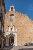 <center>Céret, L'église Saint-Pierre.</center>c'est la quatrième église baroque construite entre 1722 et 1779 en ce lieu,  avec six ellipses et une coupole sur le plan de Saint Pierre de Rome. Portail en marbre gris du mas Carol.