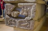 <center>Saint Guilhem le Désert. </center> Sarcophage dit d'Albane et de Bertrane. Les Trois Hébreux dans la fournaise.