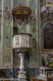 <center>San Giovanni Battista.</center> Chaire en marbre du XVIe siècle de Gio Maria Pambus.