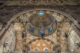 Cathédrale San Lorenzo <br> Chapelle Saint Jean-Baptiste. Maître de l’arche du Baptiste (première moitié du XIIIe). Arche des reliques de Saint Jean-Baptiste (1225). Au-dessus de l’imposte de l’arche, dans les médaillons, à gauche l'Archange Gabriel et à droite la Vierge lors de l'Annonciation.