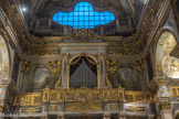 Eglise de San Filippo Neri. Sur la grande contre-façade, l'orgue à tuyaux construit par Giuseppe II Serassi en 1816.