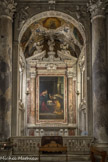 Chapelle dédiée à la Santissima Annunziata (famille Grimaldi-Cebà) : Annonciation d'Orazio Gentileschi (1624). Voûte : Présentation au temple, Assomption et Visitation de Giovanni Luca et Girolamo Celle.