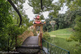 Villa Durazzo Pallavicini. <br>3ème acte : la catharsis. Le pont japonais et la pagode.