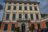 Villa Durazzo Pallavicini. <br> Le palais Grimaldi. Le bâtiment, de formes massives et carrées, a la façade principale tournée vers l’est. Le bâtiment est réparti sur quatre étages, avec une grande terrasse panoramique devant l'entrée principale.