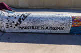 <center>Le banc </center>Dossier : Piquet Carrelage, sponsor officiel, 2024. Marseille is a mosaic.