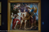 <center>Hercule entre le Vice et la Vertu</center>Gaspar de Crayer.
Anvers, 154 – Gand, 1669.
Huile sur toile.
Crayer est avec Rubens» dont il fut te collaborateur» l’un des peintres flamands les plus Importants du XVIIe siècle, C’est de l’Hôtel de Ville de Gand» où l’artiste s’est Installé vers la fin de sa vie, que provient ce tableau saisi par les armées révolutionnaires en 1794,
Hercule entre le vice et ta vertu est une allégorie très célèbre de la peinture depuis le XVIe siècle. Elle illustre te choix que doit faire l’Homme entre les plaisirs et la voie plus aride de la vertu. Minerve déesse de la sagesse, aidée du Temps, symbolisé par un vieillard ailé tenant une faux, invite te héros à la suivre. Une jeune femme, Vénus ou peut-être son épouse Omphale, tente au contraire de retenir Hercule auprès d’elle, sous l’emprise de Cupidon.