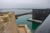 <center>Journée inaugurale</center>La darse, creusée au pied du Fort Saint-Jean, est remplie d’eau de mer, pour accentuer la proximité de l’élément liquide.