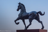 <center>Le cheval de Ludovico de Luigi</center>Cette sculpture mise en place en 1983 est un cadeau de l'artiste, Ludovico de Luigi, à la Ville de Marseille.