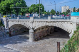 <center>L'Huveaune.</center>Pont du boulevard Michelet.