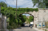 <center>La Barasse. </center> Aqueduc du chemin du vallon de la Barasse.