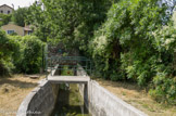 <center>La Barasse. </center> Dessus de l'aqueduc.
