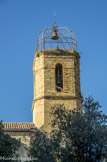<center>Istres. </center> Clocher de l'Eglise Notre Dame De Beauvoir. Le clocher d'origine qui était pointu, déjà frappé par la foudre en 1788 et 1831, s'écroulera le 28 octobre 1835 en faisant cinq victimes (deux femmes et trois enfants). Reconstruit à côté du bâtiment dans le style de celui de beaucoup d'églises de Provence, il fut inauguré en 1838.