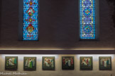 <center>Église Notre-Dame de l'Assomption.</center>Le Chemin de Croix fait en tissus est l’œuvre de Madame Lorosière qui l’a réalisé et fait don en 1976. Les textes sont de Paul Claudel.
