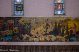 <center>Église Notre-Dame de l'Assomption.</center>Les fresques murales réalisées en 1975 sont l’œuvre du peintre ciotaden Gilbert Ganteaume. Ces fresques sont une évocation de notre monde actuel et plus particulièrement de notre ville dans l’Eglise. Sur un triptyque, le peintre évoque la Libération, puis la Rédemption et enfin la Résurrection. Il y a deux parties dans la fresque : les scènes du haut, et en bas, de petites scénettes.