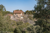 <center>Parc du Mugel.</center>La bastide qui abrite l’Atelier bleu du Cap de l’Aigle, centre d’initiation à l’environnement.