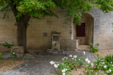 <center>Le château de Tarascon</center>La basse-cour.