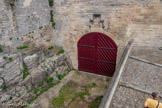 <center>Le château de Tarascon</center>La porte du Rhône.