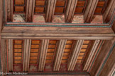 <center>Le château de Tarascon</center>Grande salle ou salle d'apparat. Ces peintures aux figures fantastiques décorent les entrevous des plafonds. Elles sont attribuées aux artistes du roi René et rattachées aux campagnes 1447-1449 et 1476-1479.